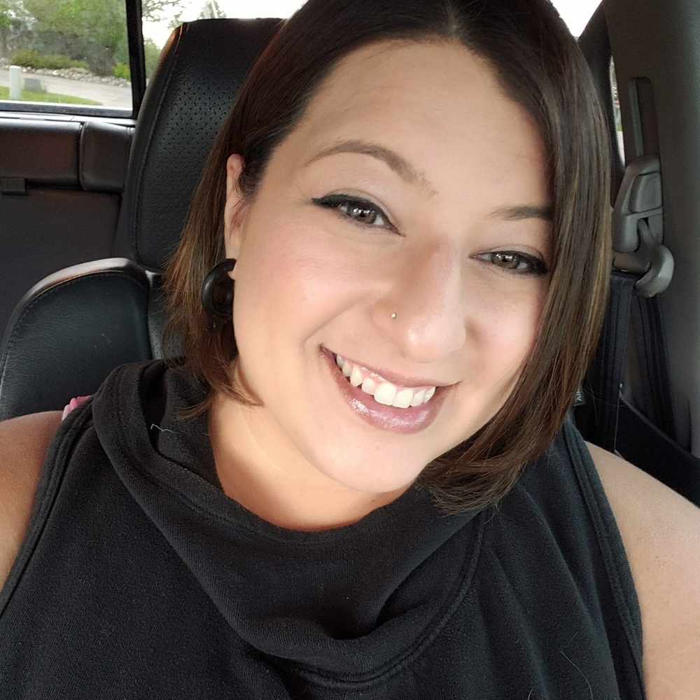 Meet your Posher, Lisa